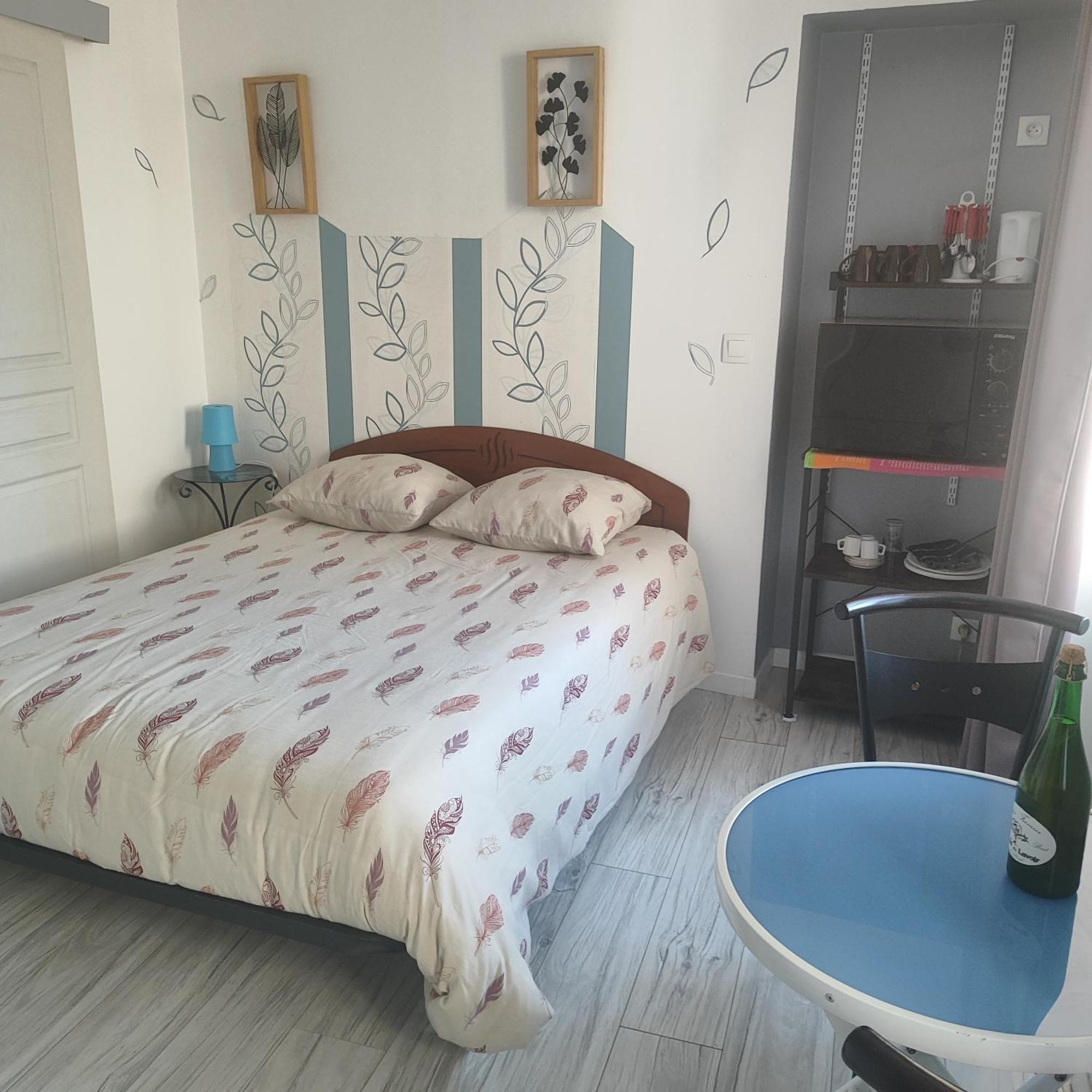 Chambre Pour 2 Personnes A Formigny Rdc Dış mekan fotoğraf